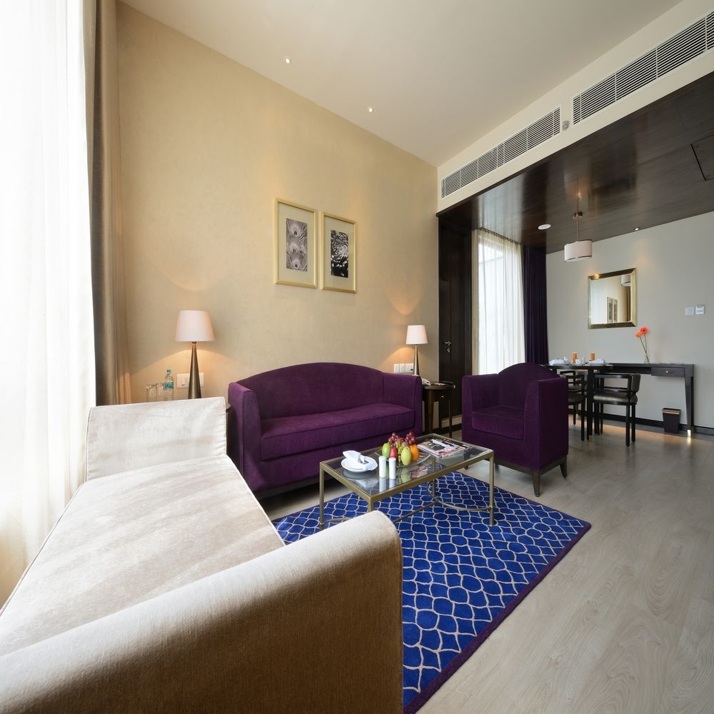 Marasa Sarovar Premiere Tirupati Exterior foto Suite at the Park