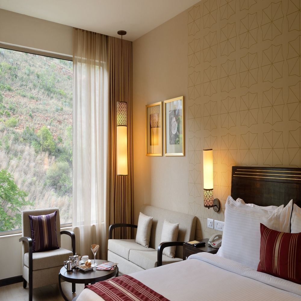 Marasa Sarovar Premiere Tirupati Exterior foto A room at the Taj Bengal